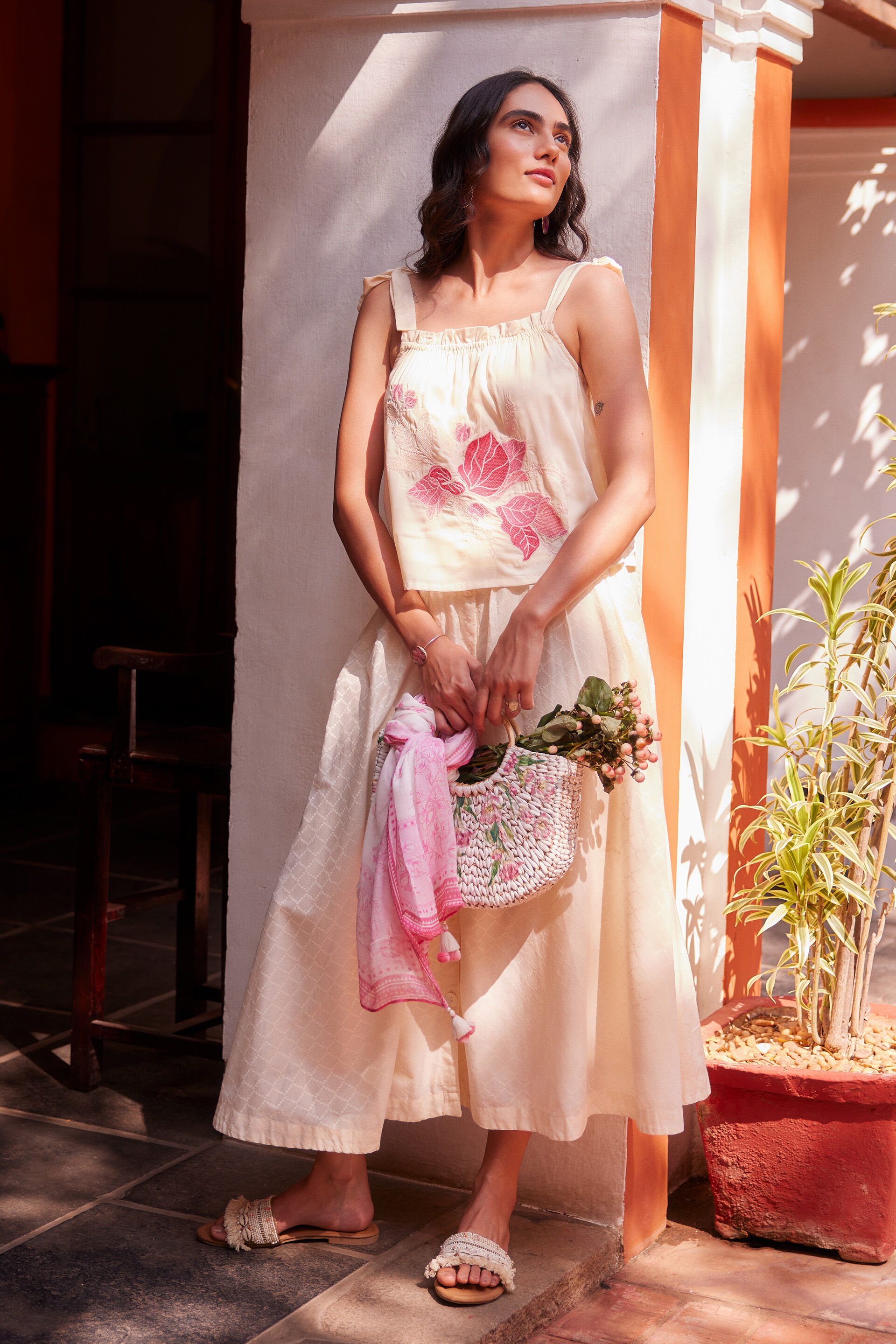 Chahek Crop Top, Off White, image 2